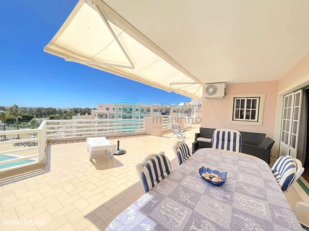 Penthouse 4 assoalhadas com uma área de 232m2, terraço 107m2, Vau, ...-23