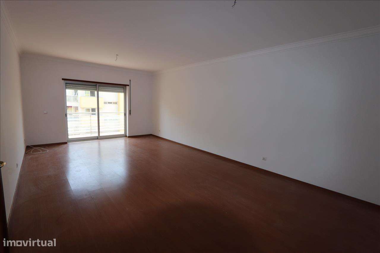 Apartamento T3 no Alto do Seixalinho – Localização de excelência no Ba - Grande imagem: 3/15