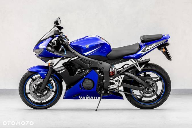 Yamaha R6 - 4