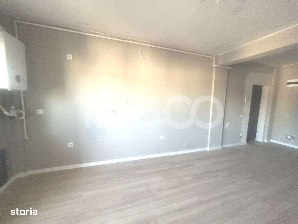 Apartament spatios 4 camere 2 bai 2 balcone si parcare  zona Turnisor - Imagine principală: 3/10