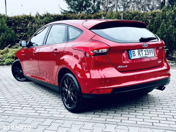 Ford Focus Turnier 1.5 EcoBoost Start-Stopp-System TITANIUM - 24