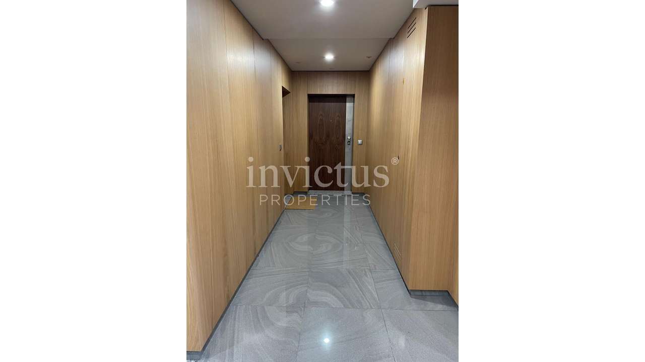 Apartamento T3 em plena Av. da Boavista-18