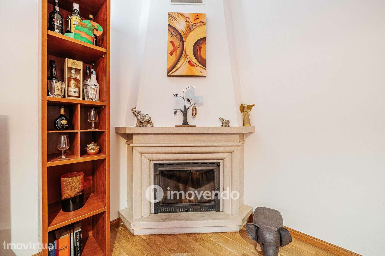 Apartamento T3 exclusivo, com garagem e arrecadação, em São Marcos - Grande imagem: 5/60