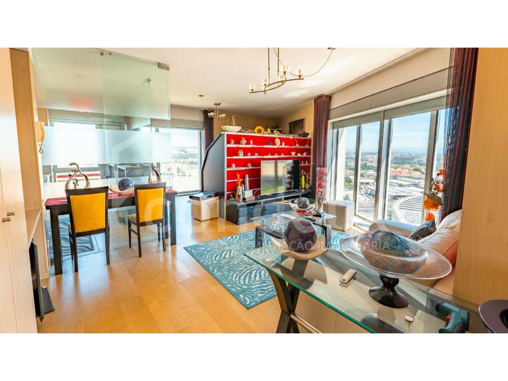Apartamento T0 para venda junto ao estádio do Dragão-6