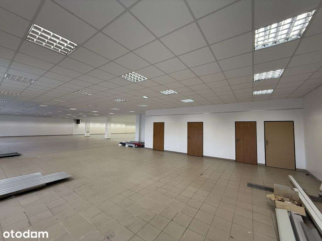 Lokal Handlowo-Usługowy! 778 M² - Przeworsk - Pełny obrazek: 4/5