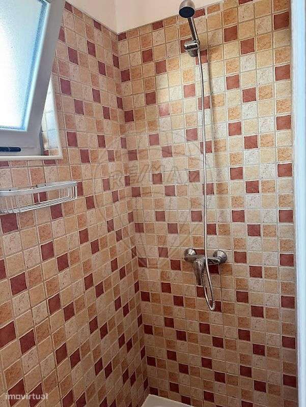 Moradia T5 para venda-27