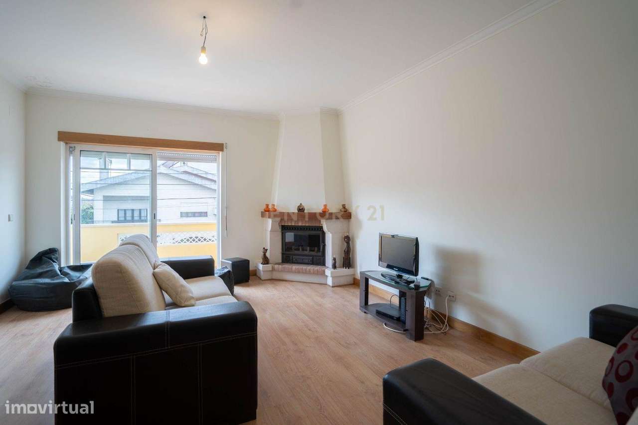 Apartamento  T2 duplex com Garagem - Grande imagem: 4/60