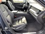 Volvo XC 60 D4 Momentum Pro - 12