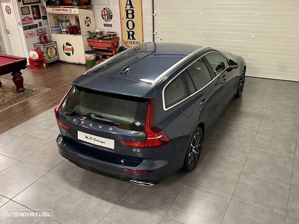 Volvo V60 2.0 D3 Momentum - 30