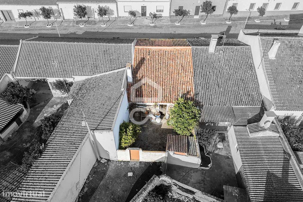 Moradia Térrea T3  c/ Quintal - para renovar| S. Marcos do Campo, Regu - Grande imagem: 2/46