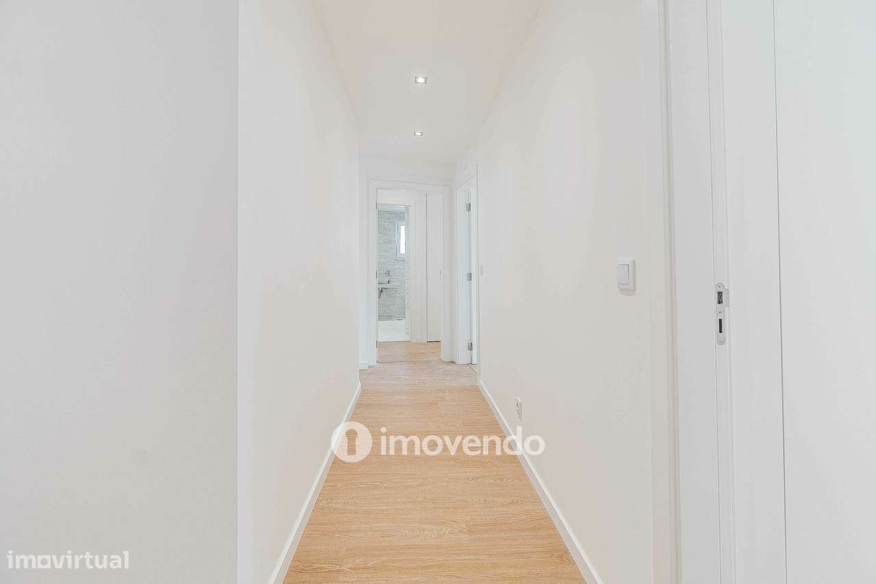 Apartamento T3 Duplex novo, com terraço e garagem, em Loures-23