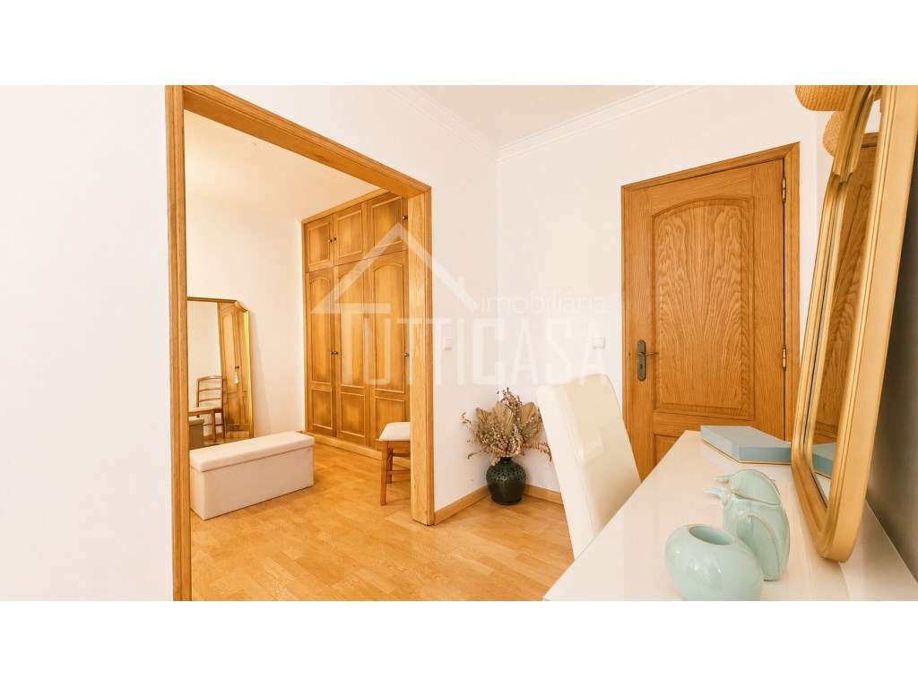Apartamento T3 em Alcainça com parqueamento para 3 viaturas-4