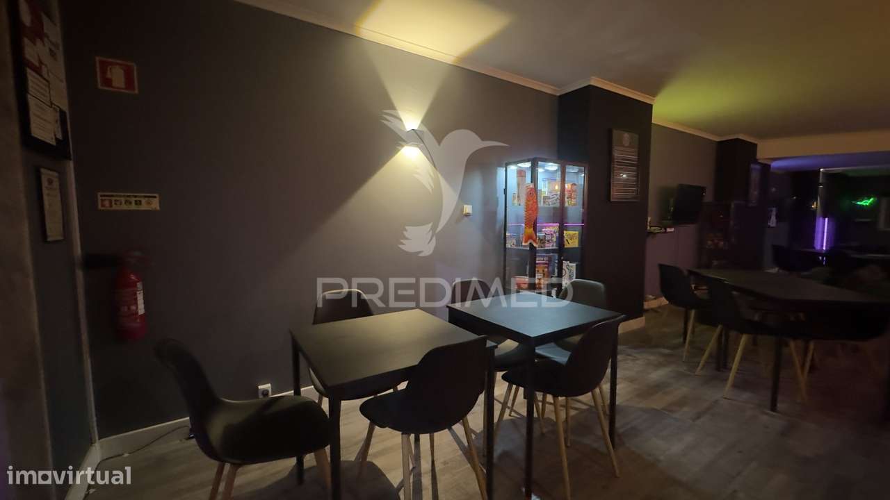 Trespasse Bar — Totalmente Equipado e Pronto a Operar | Santa Marta... - Grande imagem: 5/21