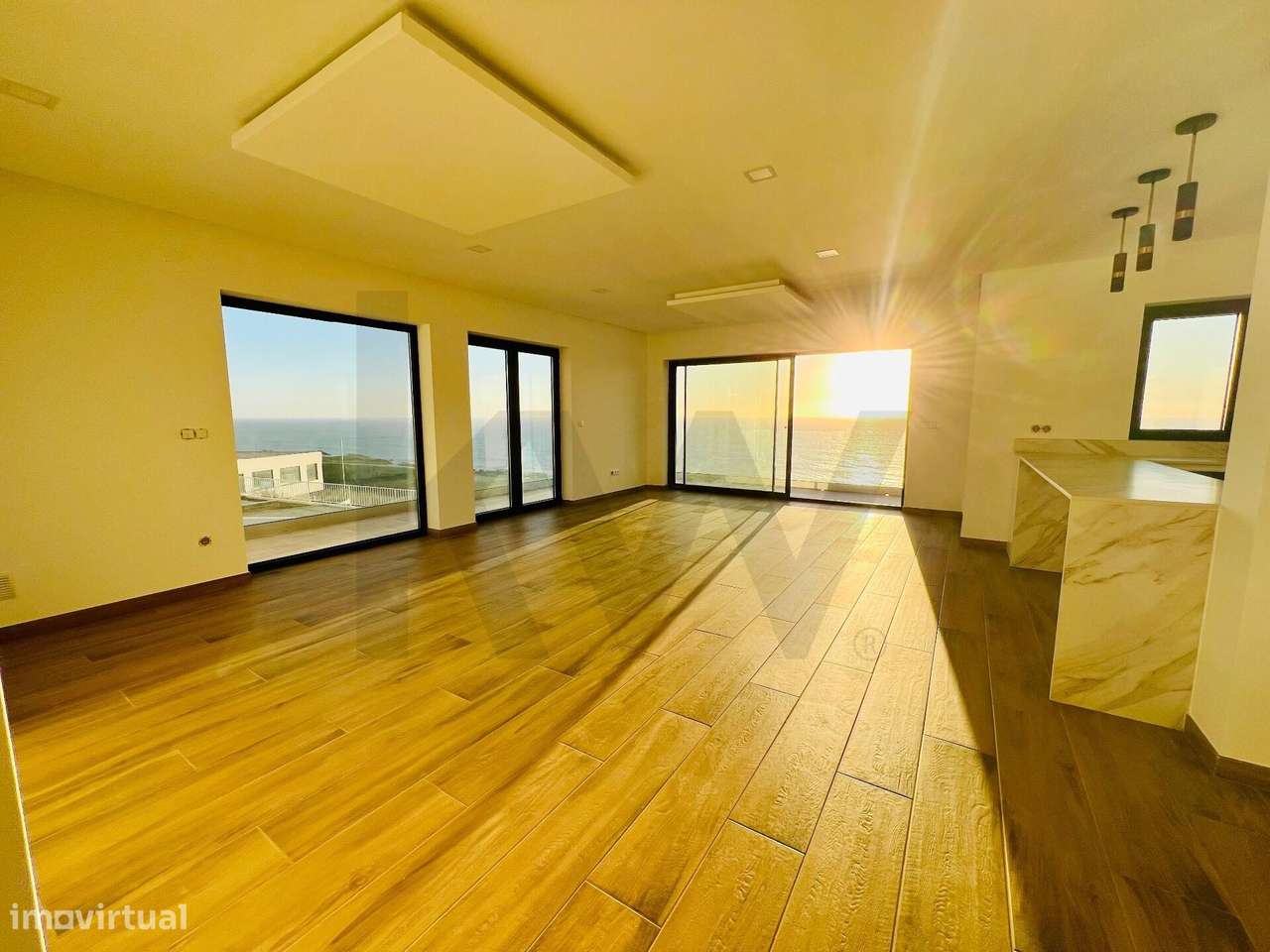 Luxuosa Moradia Oceanfront em Ericeira – Vista Mar Deslumbrante e Loca - Grande imagem: 4/59