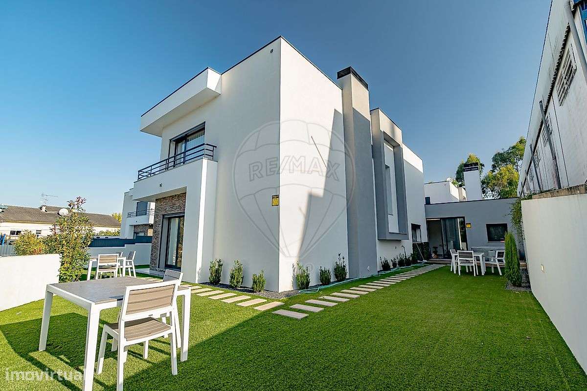 Moradia T4 para venda-32