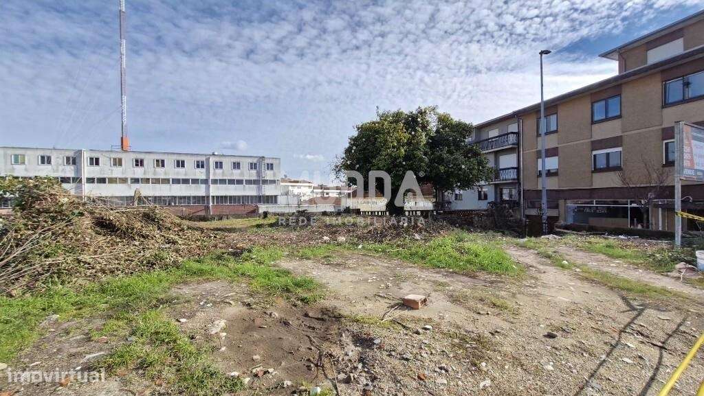 INVESTIDORES - Terreno p/ Construção no Centro de São João da Madeira - Grande imagem: 5/29