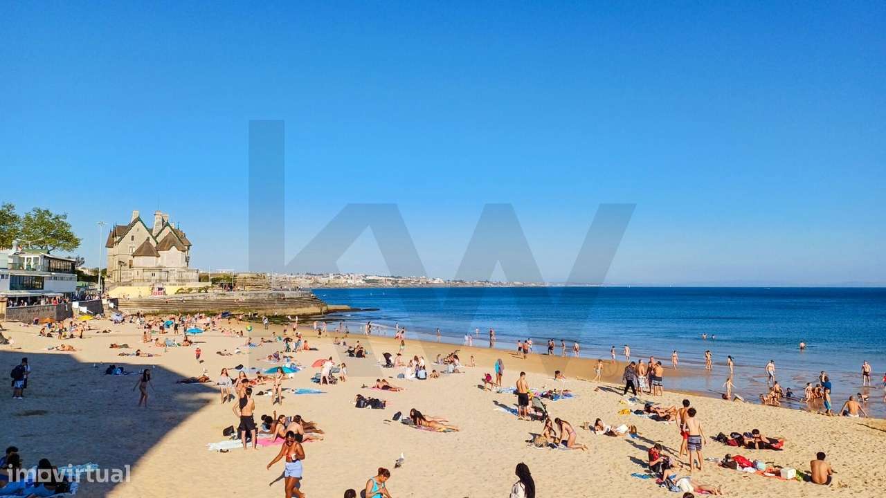 Exclusiva Penthouse T2+1 com Vista Mar | Bº Assunção/Cascais-36