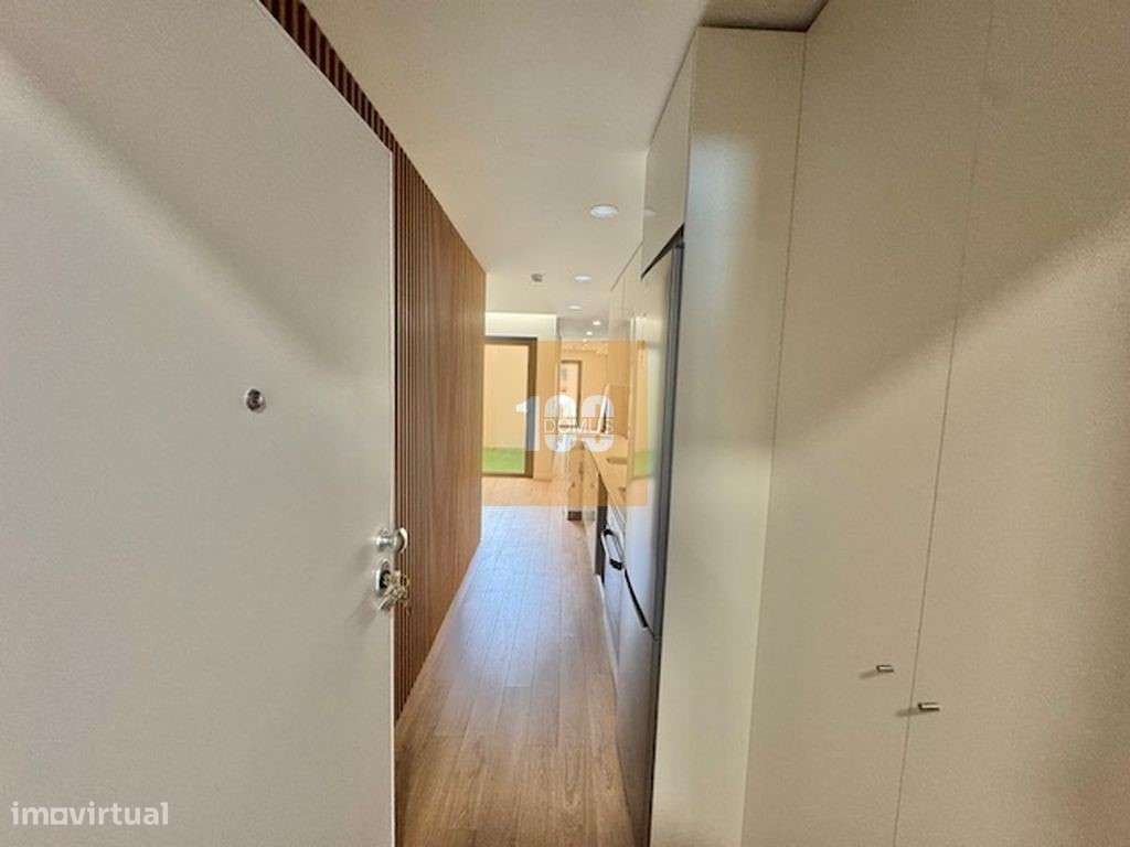 T1+1 novo com jardim - Firmeza Dourada - Grande imagem: 2/50