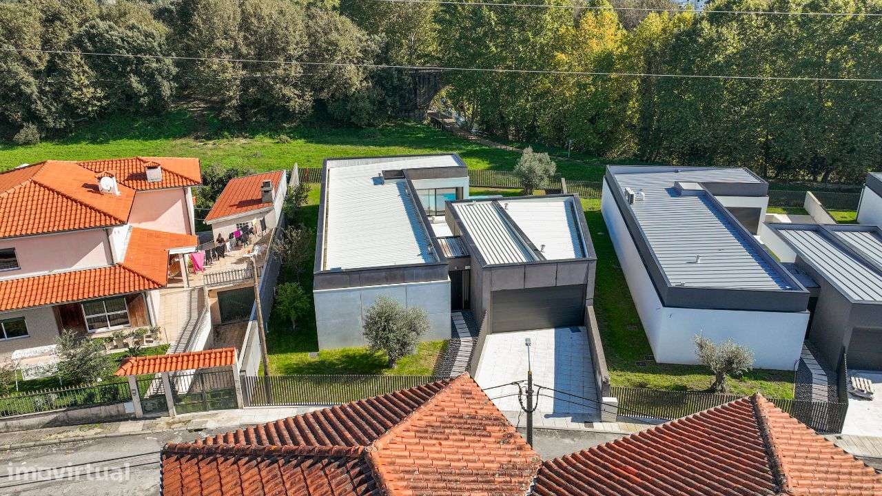 Fantástica Moradia T3+1-33