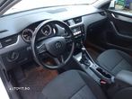 Skoda Octavia 2.0 TDI STYLE DSG - 14