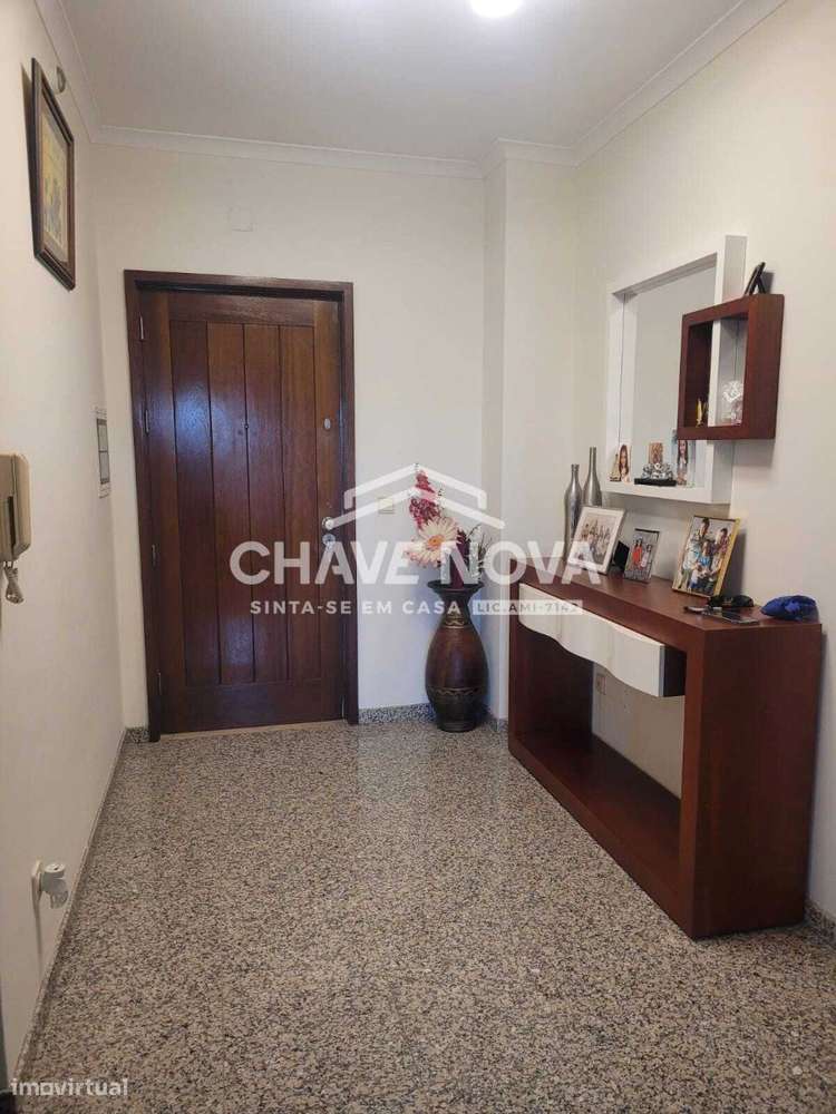 Apartamento T3 - Castêlo da Maia (Próx. do Ismai)-17