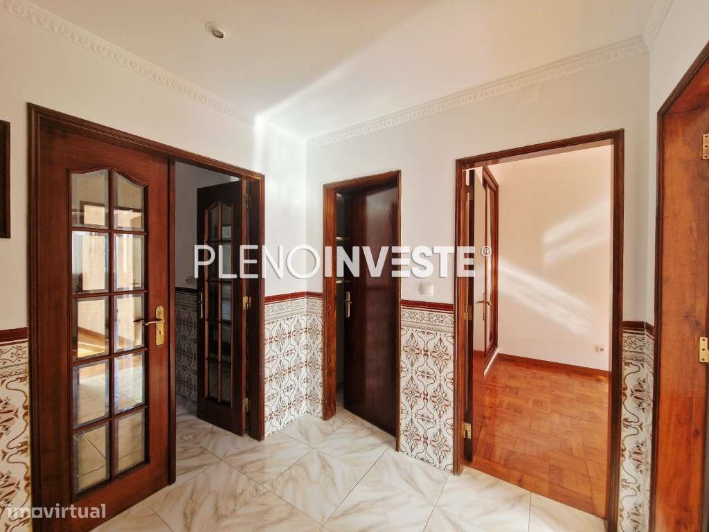 T2 com boas áreas no Seixal-13