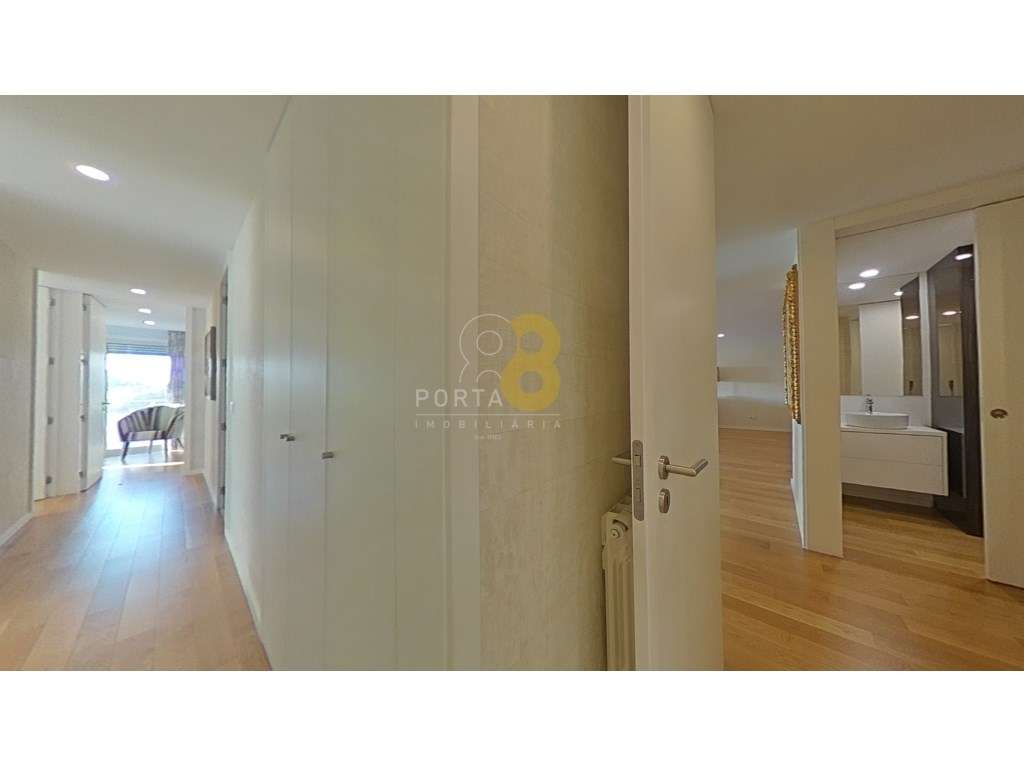 Apartamento T4 Mobilado Virado ao parque da cidade - Matosinhos Sul-17