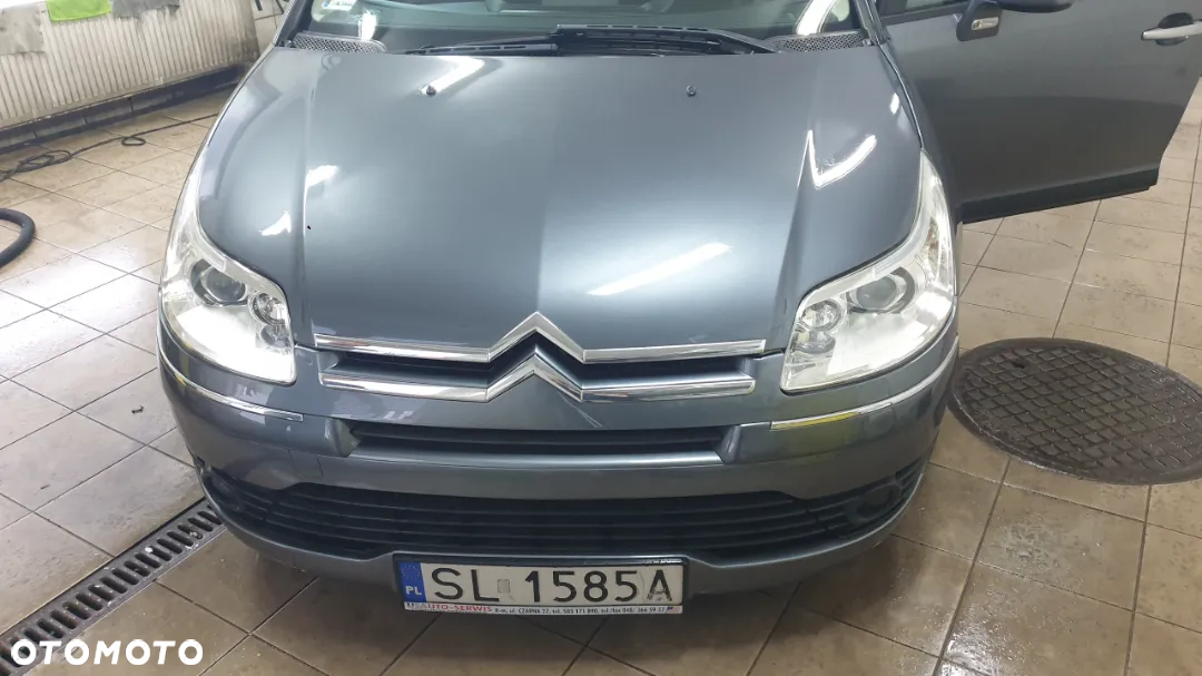 Citroën C4 2.0 HDi Exclusive - 7