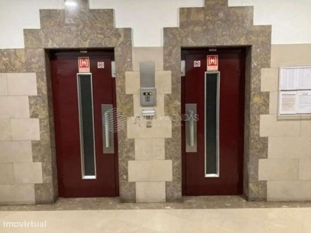 Escritório / Atelier de Grande Dimensão nas Avenidas Novas - Lisboa - Grande imagem: 4/20