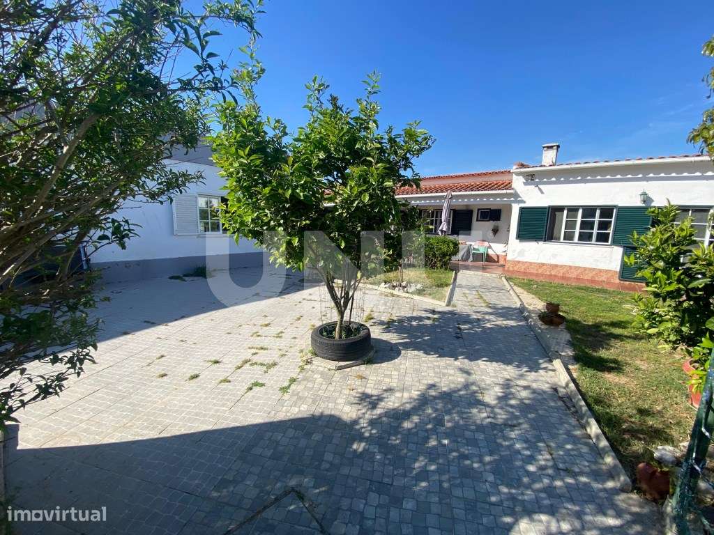 Terreno com duas moradias - Fernão Ferro | 380m²-5