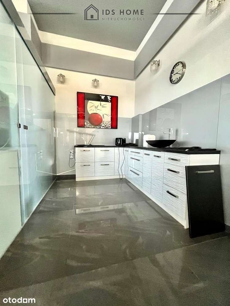 Lokal Usługowy Z Pełnym Wyposażeniem-4