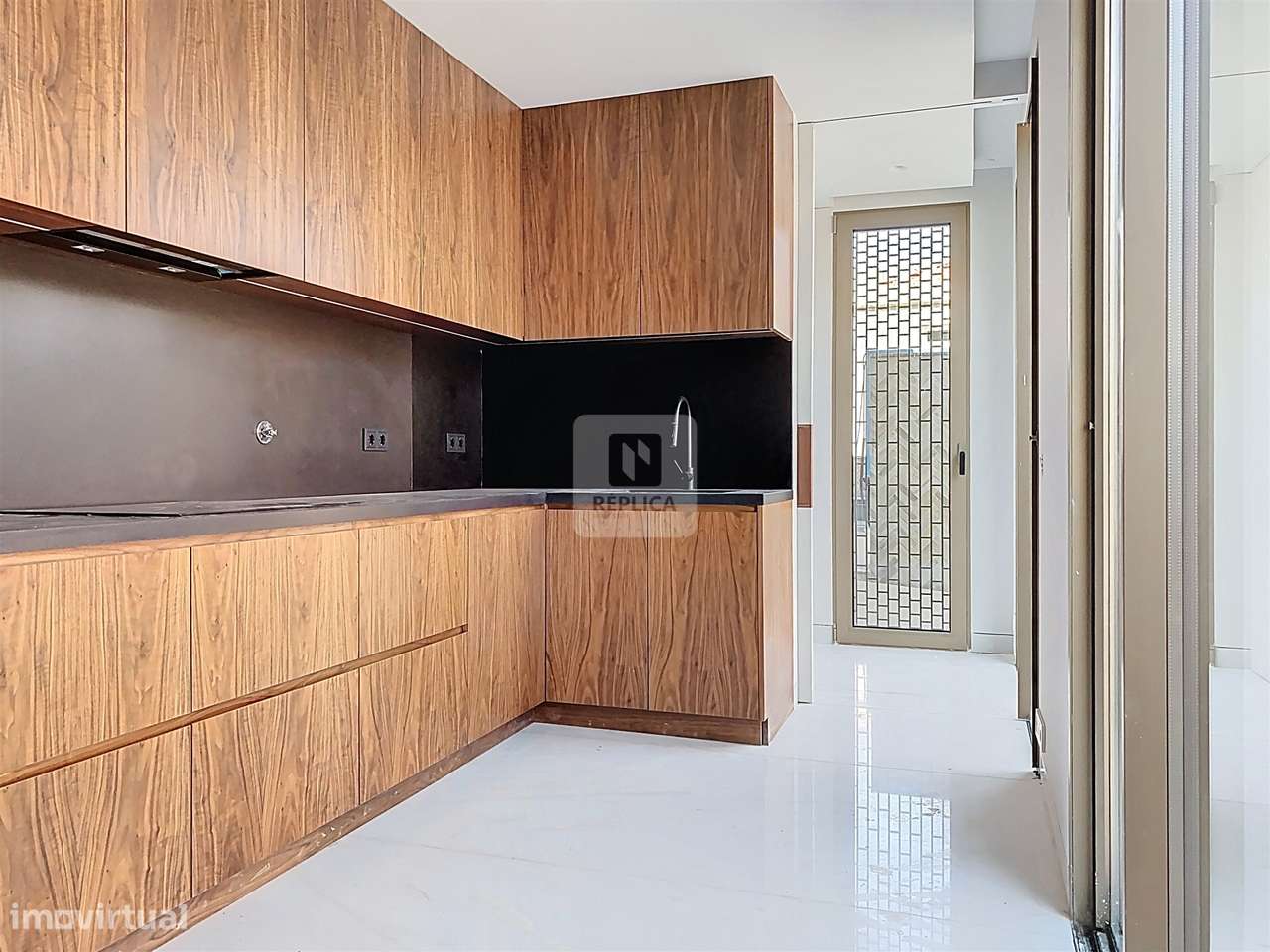 Apartamento T3 na Foz do Douro com Varanda | Nevogilde, Porto-7