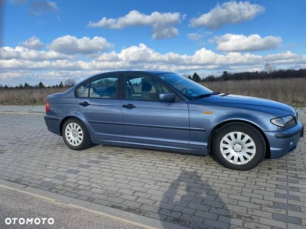 BMW Seria 3 316i - 4