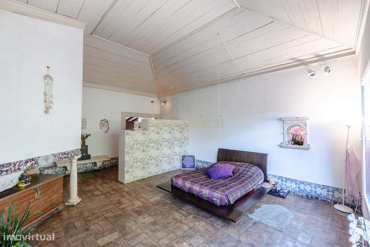 Vila de Prestígio T7+2 com 5.000 m² de Privacidade na Verdizela-38