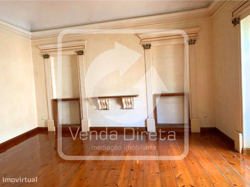 Moradia T4 com Pátio e Terraço no Centro Histórico de Évora - IMÓVE...-6