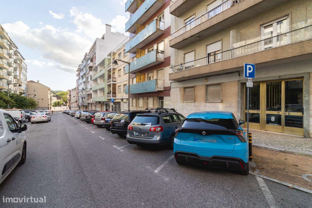 Fantástico T2 com ótimas varandas-26