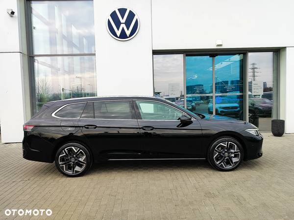 Volkswagen Passat 1.5 TSI EVO Elegance DSG - 4