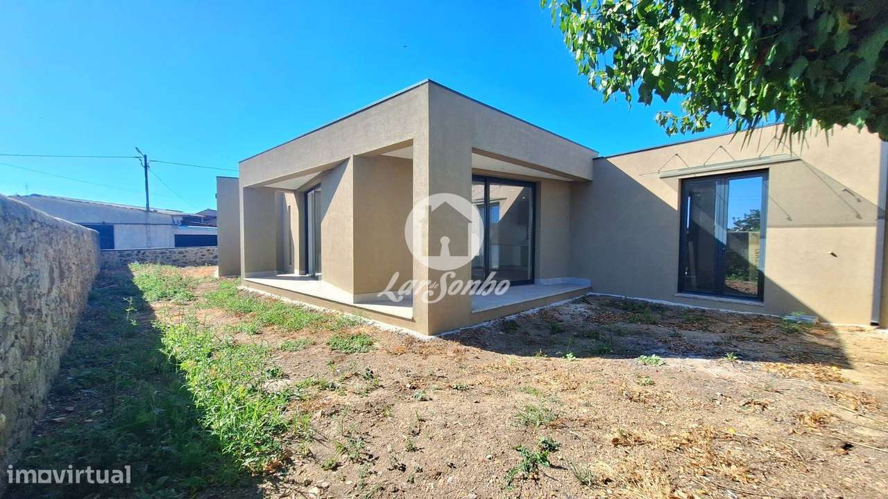 Moradia M3 individual e térrea com G.F. em Ferreiró, Vila do Conde - Grande imagem: 1/24