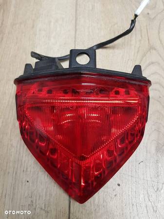 Lampa tył Honda CB1000 R SC60 33701-MFN-ZS0 - 2