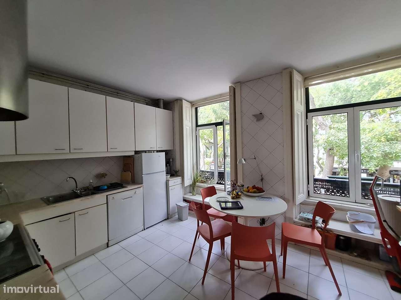 Prédio para Venda - Campo de Ourique-9