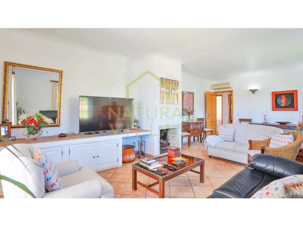 Moradia Isolada T2+1 com Grande Jardim, Boliqueime - Grande imagem: 4/24