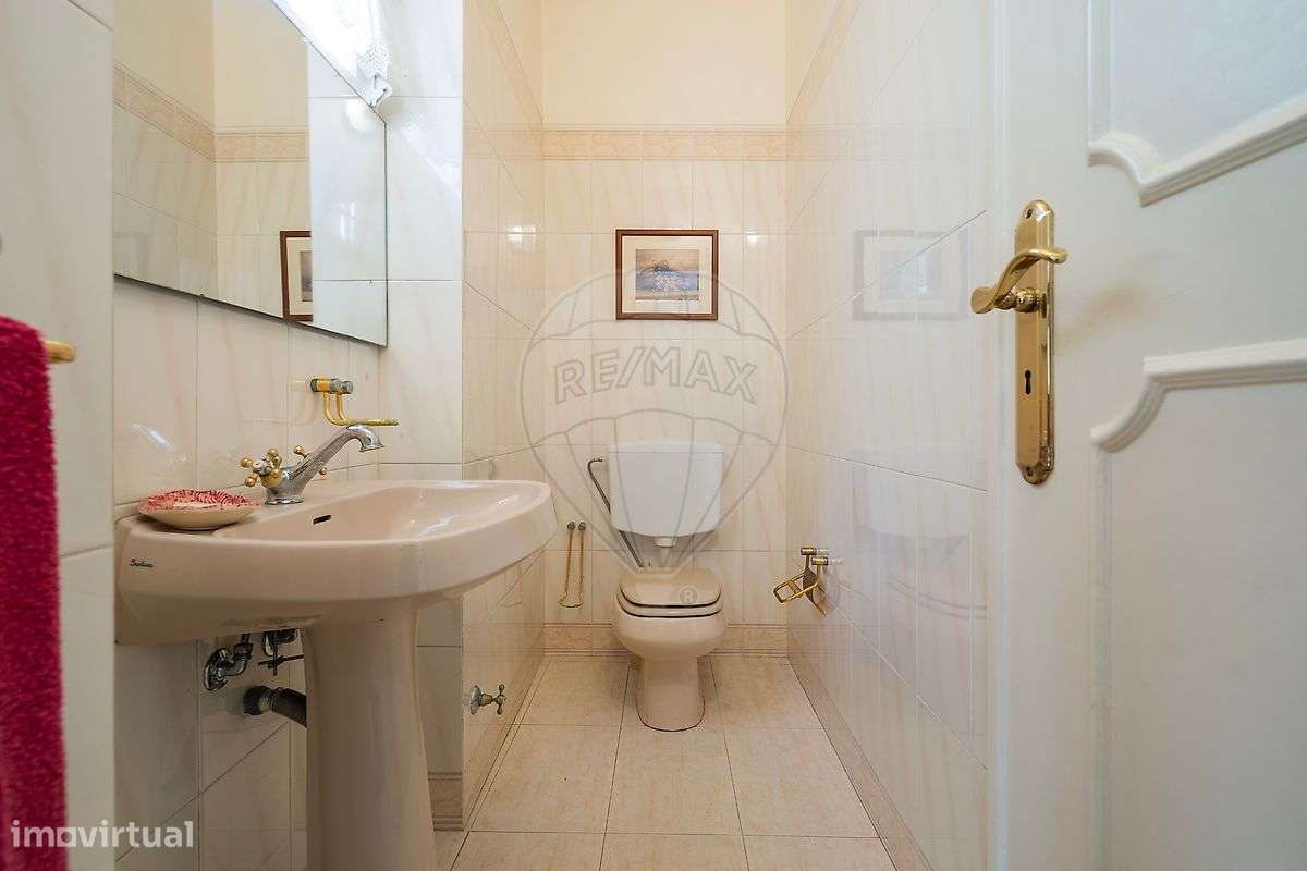 Moradia T4 para venda-6