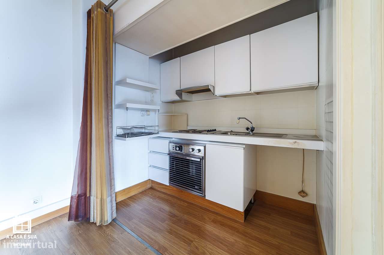 Apartamento T1 no último andar em Campolide, Lisboa - Exclusivo - Grande imagem: 2/30