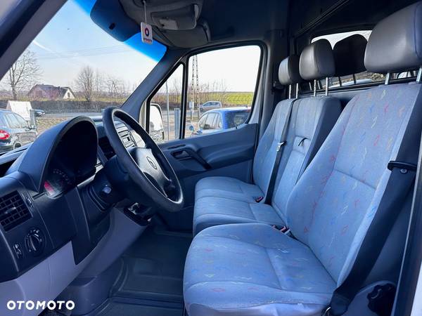 Volkswagen Crafter - 11