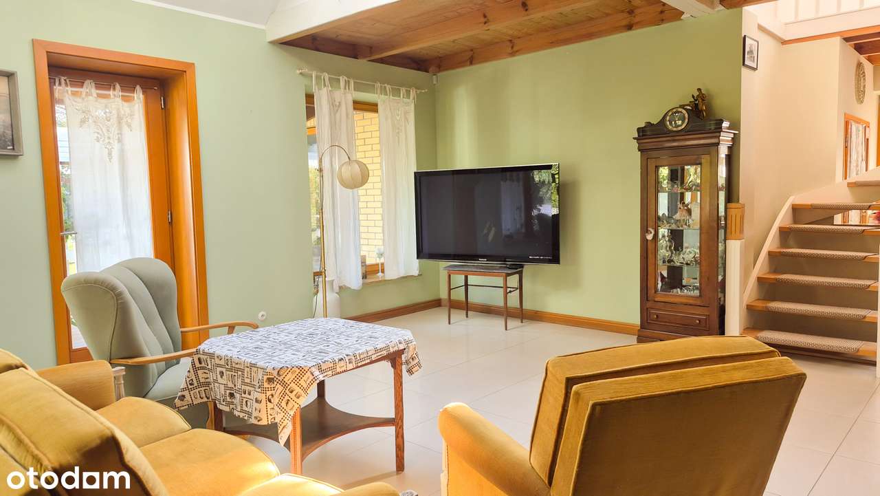 Dom z basenem | Duża działka | Ogród| Garaż |-7