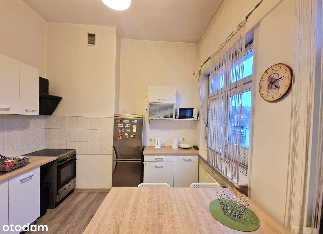 2-pokojowe mieszkanie, świetna lokalizacja, 1 piętro-3