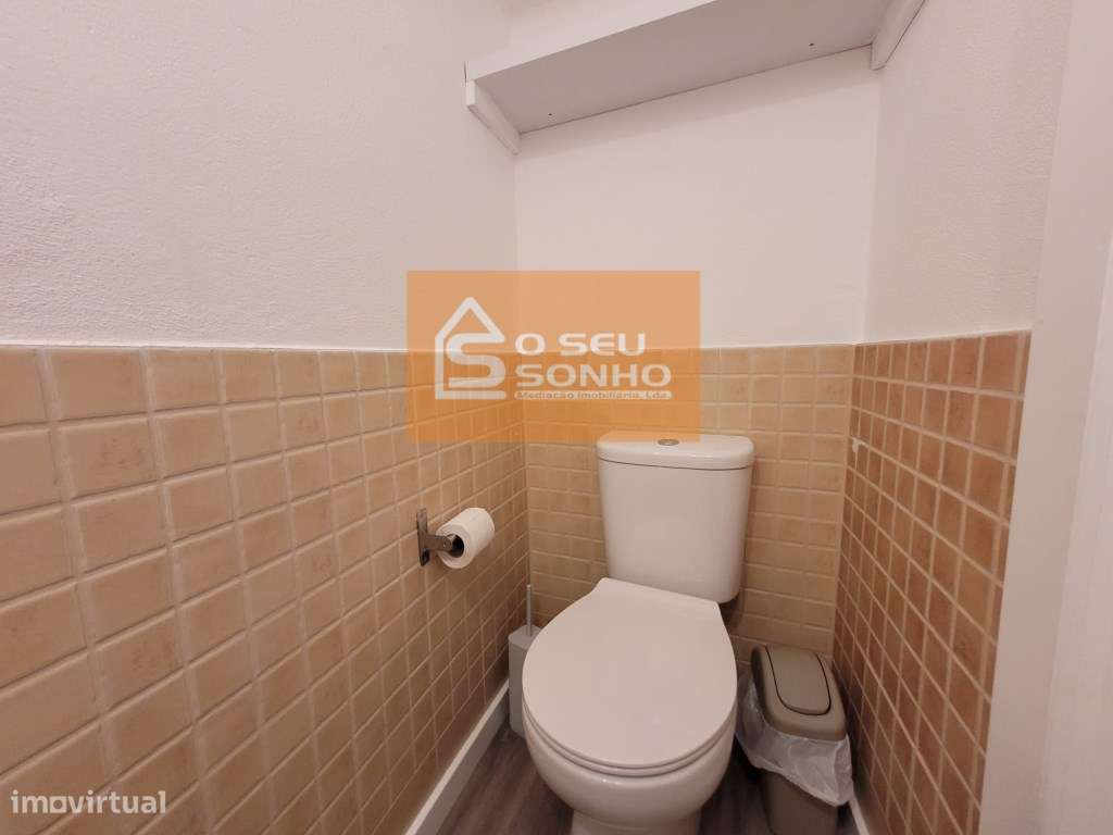 Moradia Térrea Tradicional com Terraço no Centro Histórico de São B...-17