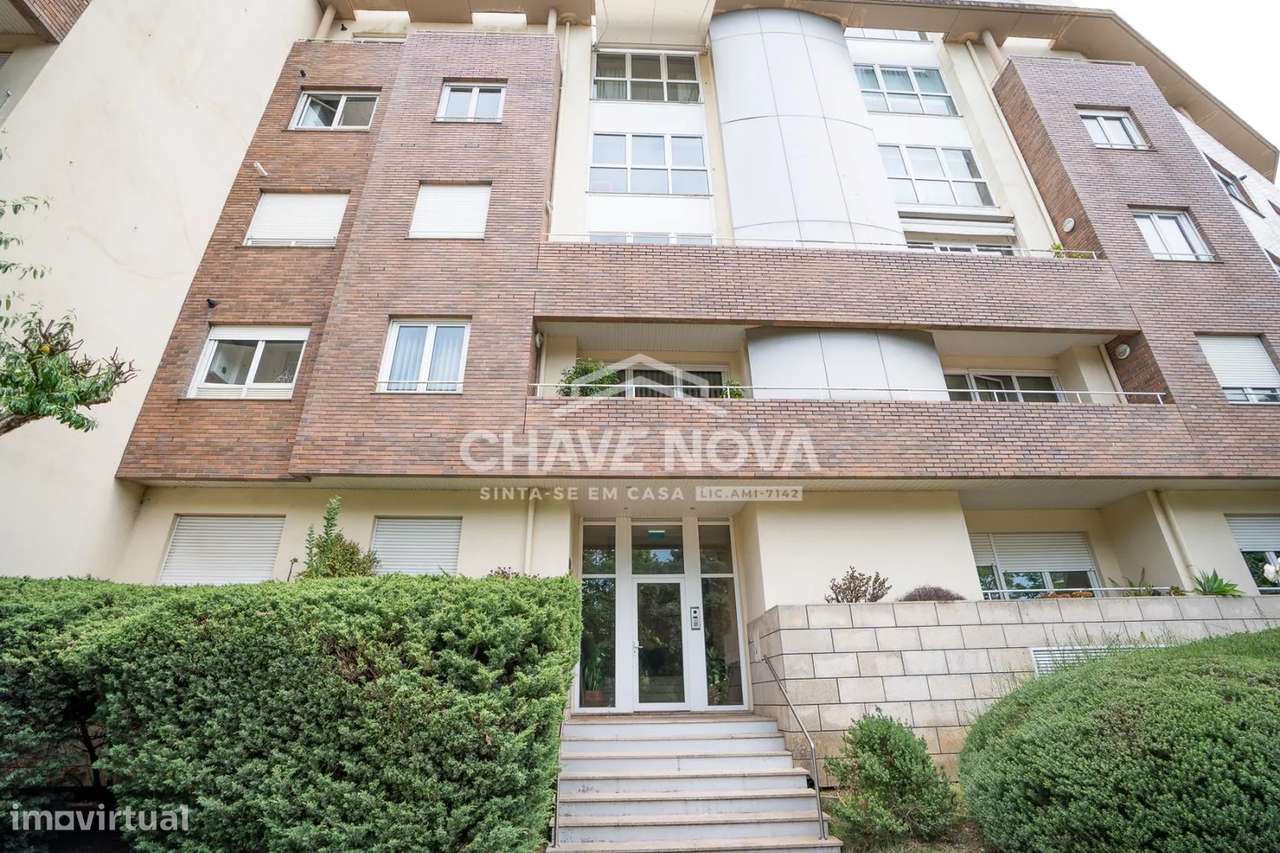 Apartamento T3 em Condomínio Fechado | Junto ao Arrábida Shopping-22