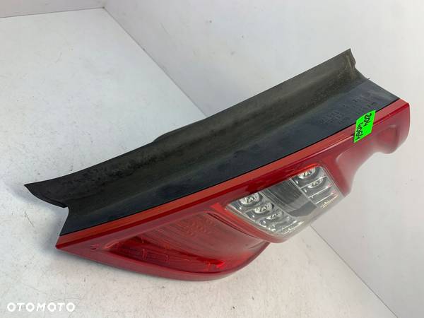 MERCEDES C KLASA W204 LAMPA TYŁ KOMBI PRAWA PRAWY TYLNA A2048204064 - 9