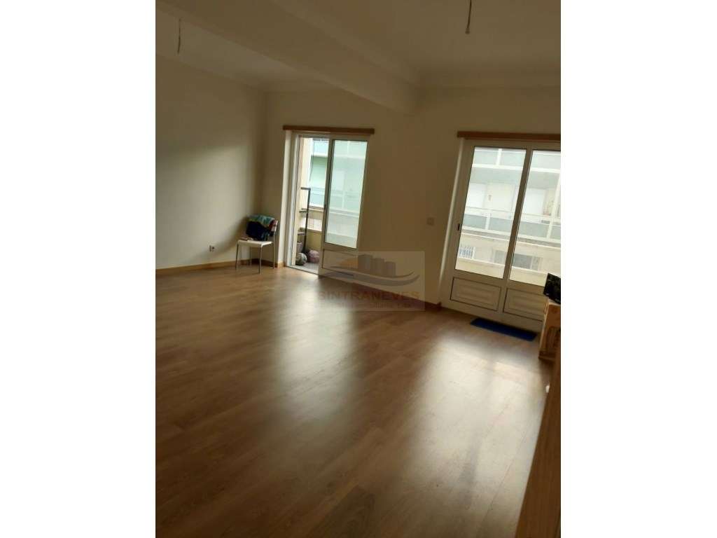 Apartamento T2 Totalmente Remodelado | 90 m²-6